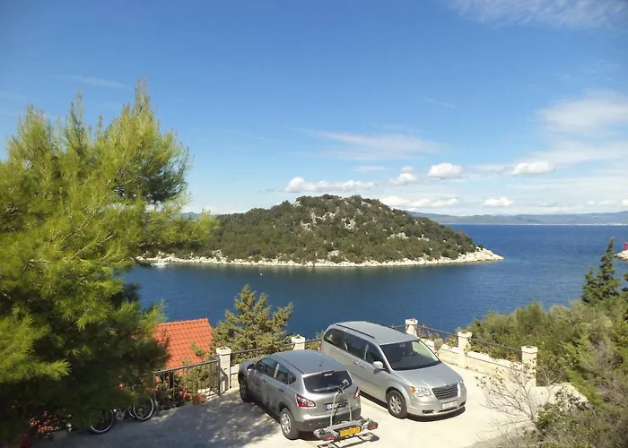 Appartement By The Sea Zaklopatica, - 8346