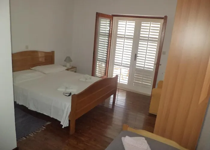Appartement By The Sea Zaklopatica, - 8346