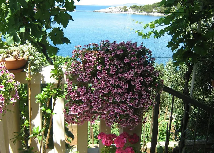 By The Sea Zaklopatica, - 8346